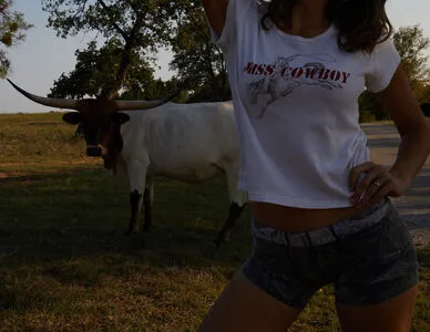 Ella Kernkamp OnlyFans Leaked Free Thumbnail Picture - #NJUAUbejlW