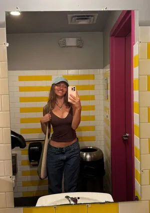 Ella Kernkamp OnlyFans Leaked Free Thumbnail Picture - #Vb1chKpWwA