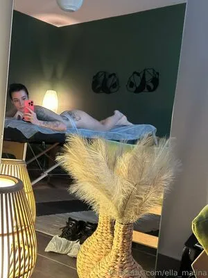 Ella Malina OnlyFans Leaked Free Thumbnail Picture - #4QATLDXVd0