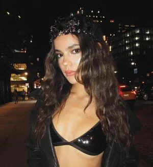 Ella Mendelsohn OnlyFans Leaked Free Thumbnail Picture - #8Uts4Lt5f2
