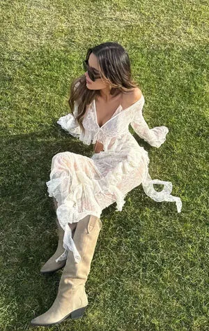 Ella Mendelsohn OnlyFans Leaked Free Thumbnail Picture - #92JSiLoKbI