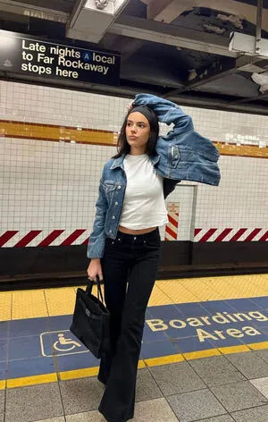 Ella Mendelsohn OnlyFans Leaked Free Thumbnail Picture - #JtcpddHBTA