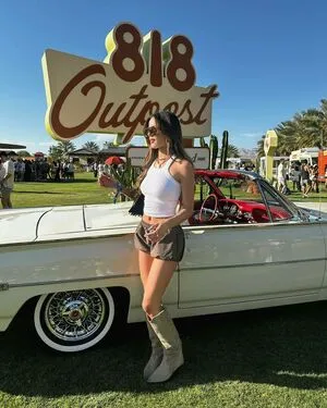 Ella Mendelsohn OnlyFans Leaked Free Thumbnail Picture - #OkPsFPpxTX