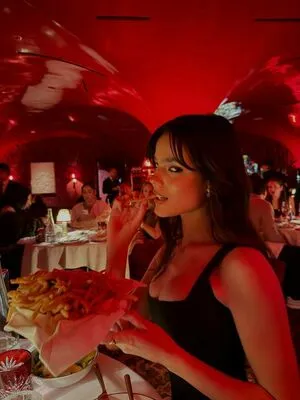 Ella Mendelsohn OnlyFans Leaked Free Thumbnail Picture - #T7eaGc01q4