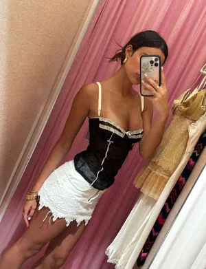 Ella Mendelsohn OnlyFans Leaked Free Thumbnail Picture - #aTsMBdDmi5