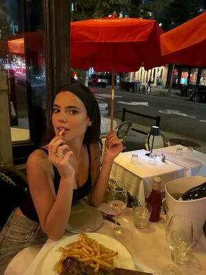 Ella Mendelsohn OnlyFans Leaked Free Thumbnail Picture - #irlCesb9PQ