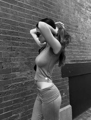 Ella Mendelsohn OnlyFans Leaked Free Thumbnail Picture - #n9H702TKOR