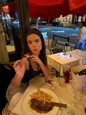 Ella Mendelsohn OnlyFans Leaked Free Thumbnail Picture - #uxUmmFZXQZ