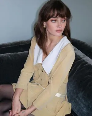 Ella Purnell OnlyFans Leaked Free Thumbnail Picture - #0Gx6A5f9Z0
