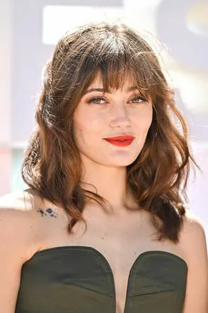 Ella Purnell OnlyFans Leaked Free Thumbnail Picture - #25BVEHIz4b