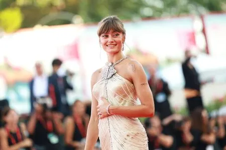 Ella Purnell OnlyFans Leaked Free Thumbnail Picture - #5ewnZLyd9Z