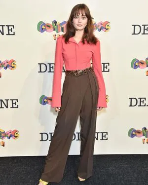Ella Purnell OnlyFans Leaked Free Thumbnail Picture - #CkYAYVBKdc