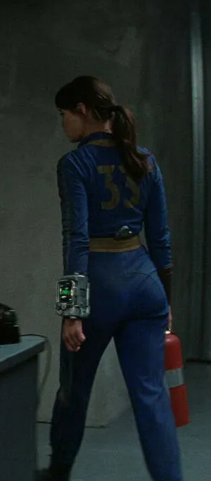 Ella Purnell OnlyFans Leaked Free Thumbnail Picture - #TvfaMIC48d