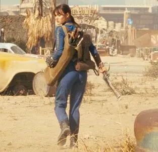 Ella Purnell OnlyFans Leaked Free Thumbnail Picture - #YRlwuUR354