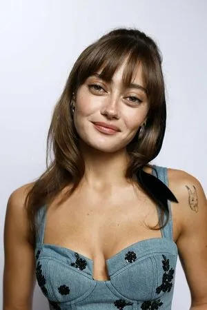 Ella Purnell OnlyFans Leaked Free Thumbnail Picture - #kwFIYYyylf
