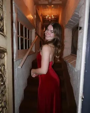 Ella Rene OnlyFans Leaked Free Thumbnail Picture - #2F4GHFCgTl