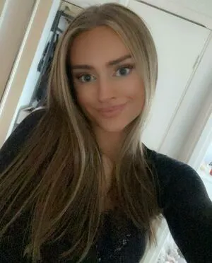 Ellaaaabergztrom OnlyFans Leaked Free Thumbnail Picture - #7tugExzlkA