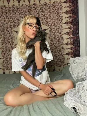 Elladevilfree OnlyFans Leaked Free Thumbnail Picture - #6Gkfc0n6bi