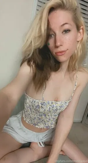 Elladevilfree OnlyFans Leaked Free Thumbnail Picture - #9RE2I4wmh8