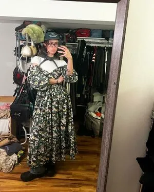 Ellaemhoff OnlyFans Leaked Free Thumbnail Picture - #6MRvnhldD2