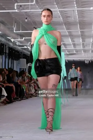 Ellaemhoff OnlyFans Leaked Free Thumbnail Picture - #9qS0Zo7Wac