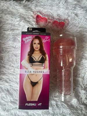Ellahughesvip OnlyFans Leaked Free Thumbnail Picture - #gBVuz4deWL