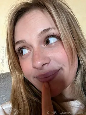 Ellakalinin00 OnlyFans Leaked Free Thumbnail Picture - #a5BzADPbrn