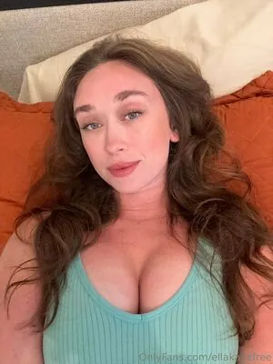 Ellakayefree OnlyFans Leaked Free Thumbnail Picture - #VHMEPmBOWM