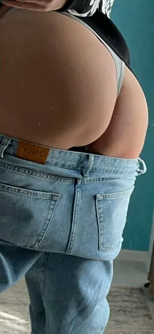 Ellamom OnlyFans Leaked Free Thumbnail Picture - #w899PcRYAB