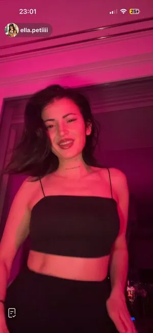 Ellapetiii OnlyFans Leaked Free Thumbnail Picture - #ofe5MDu1qL