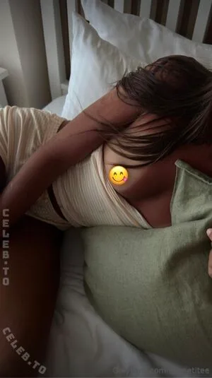 Ellapetiteee OnlyFans Leaked Free Thumbnail Picture - #CDc28tVJcV