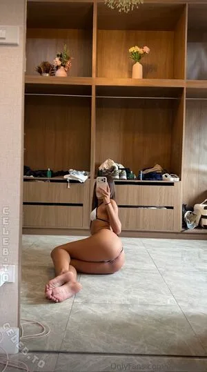 Ellapetiteee OnlyFans Leaked Free Thumbnail Picture - #MFBGPclkQK