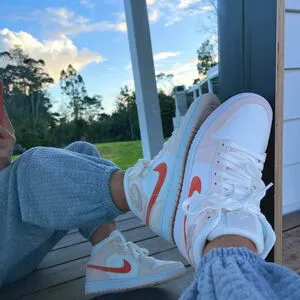 Ellaredmond OnlyFans Leaked Free Thumbnail Picture - #64ApBZazx0