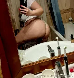 Ellasecretlife OnlyFans Leaked Free Thumbnail Picture - #0E01BiNFGI