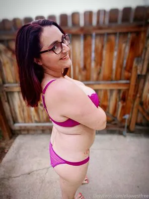 Ellawestfree OnlyFans Leaked Free Thumbnail Picture - #1NMm8Vw6qi