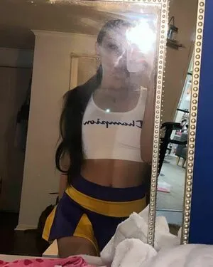 Elldesirable OnlyFans Leaked Free Thumbnail Picture - #VZAHEZBPyZ