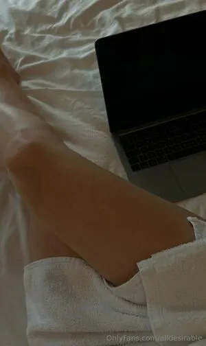 Elldesirable OnlyFans Leaked Free Thumbnail Picture - #i5UqFfiXfy