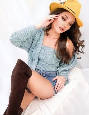 Elle Baldwinson OnlyFans Leaked Free Thumbnail Picture - #zjbzBKDZ6k