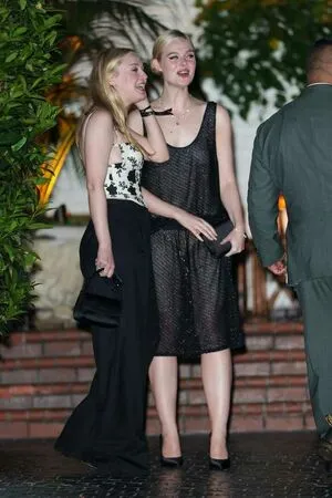 Elle Fanning OnlyFans Leaked Free Thumbnail Picture - #01AXoSSf2V