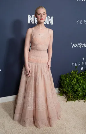 Elle Fanning OnlyFans Leaked Free Thumbnail Picture - #07jz5qi4Cf