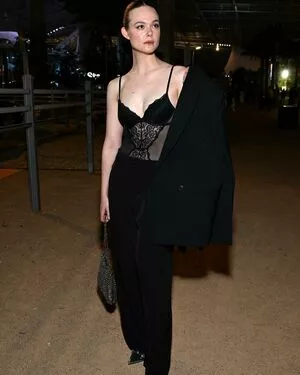 Elle Fanning OnlyFans Leaked Free Thumbnail Picture - #0t0MLrrIvh