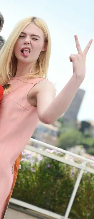 Elle Fanning OnlyFans Leaked Free Thumbnail Picture - #0xtIX9P98G