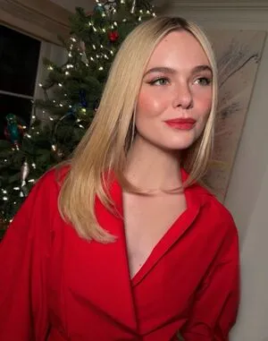 Elle Fanning OnlyFans Leaked Free Thumbnail Picture - #1X4Q5vkBUU