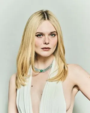 Elle Fanning OnlyFans Leaked Free Thumbnail Picture - #1jSMHJJlsi