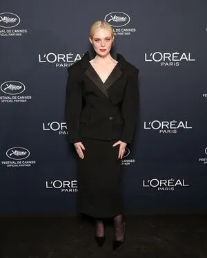 Elle Fanning OnlyFans Leaked Free Thumbnail Picture - #2UrlZ4Cu6i