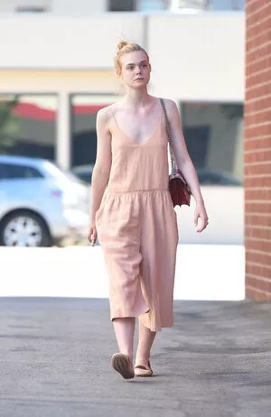 Elle Fanning OnlyFans Leaked Free Thumbnail Picture - #3RWq4vbInl