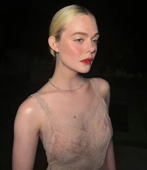 Elle Fanning OnlyFans Leaked Free Thumbnail Picture - #3tzdc2JH7J