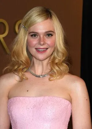 Elle Fanning OnlyFans Leaked Free Thumbnail Picture - #45501pUqB3