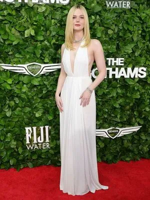 Elle Fanning OnlyFans Leaked Free Thumbnail Picture - #4BFpTVGpIJ