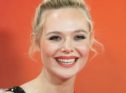 Elle Fanning OnlyFans Leaked Free Thumbnail Picture - #4HQMRfmrNM